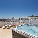 Daire Palazzo Alemar Jacuzzi & By Perle Di Puglia